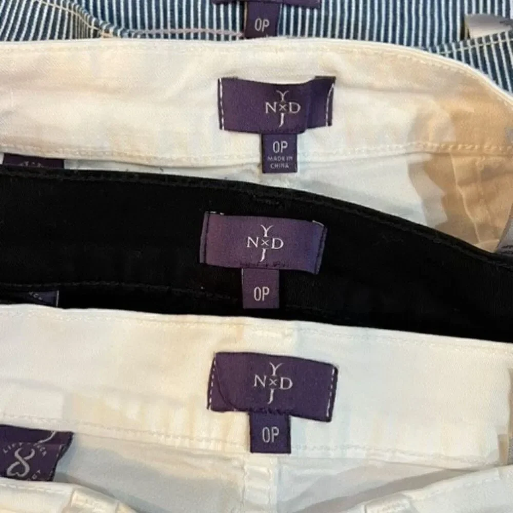 Not Your Daughters Jeans 4 Pair NYDJ Bermuda  Walking Shorts Size 0 Petite